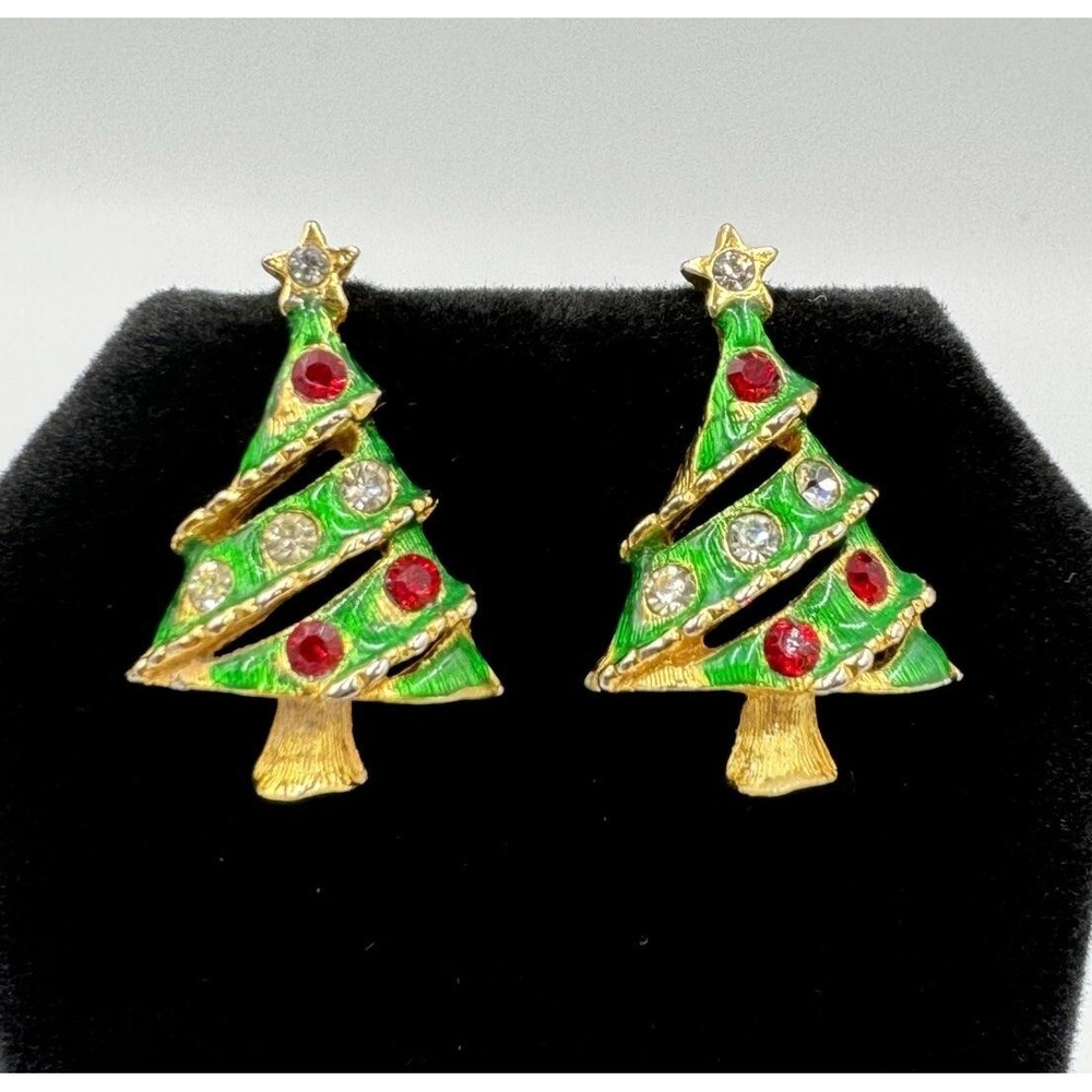 Vintage Gold Tone Green Christmas Tree Post Earrings Red Clear Rhinestones - Picture 1 of 7
